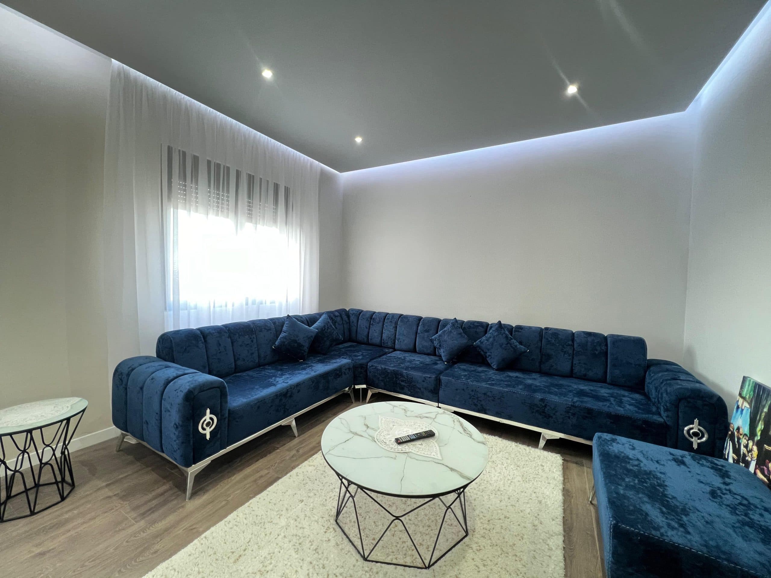 Apartament modern 2+1 me parking në shitje dhe i pabanuar në një Rezidencë tek Kodra Diellit ! 2