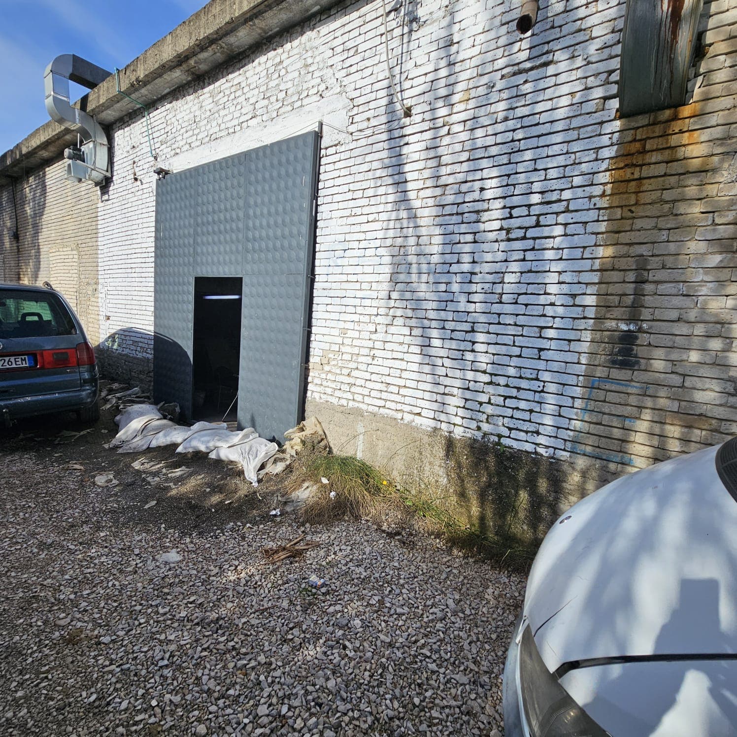Magazinë për Qira pranë Komisariatit Policisë Kombinat! 2