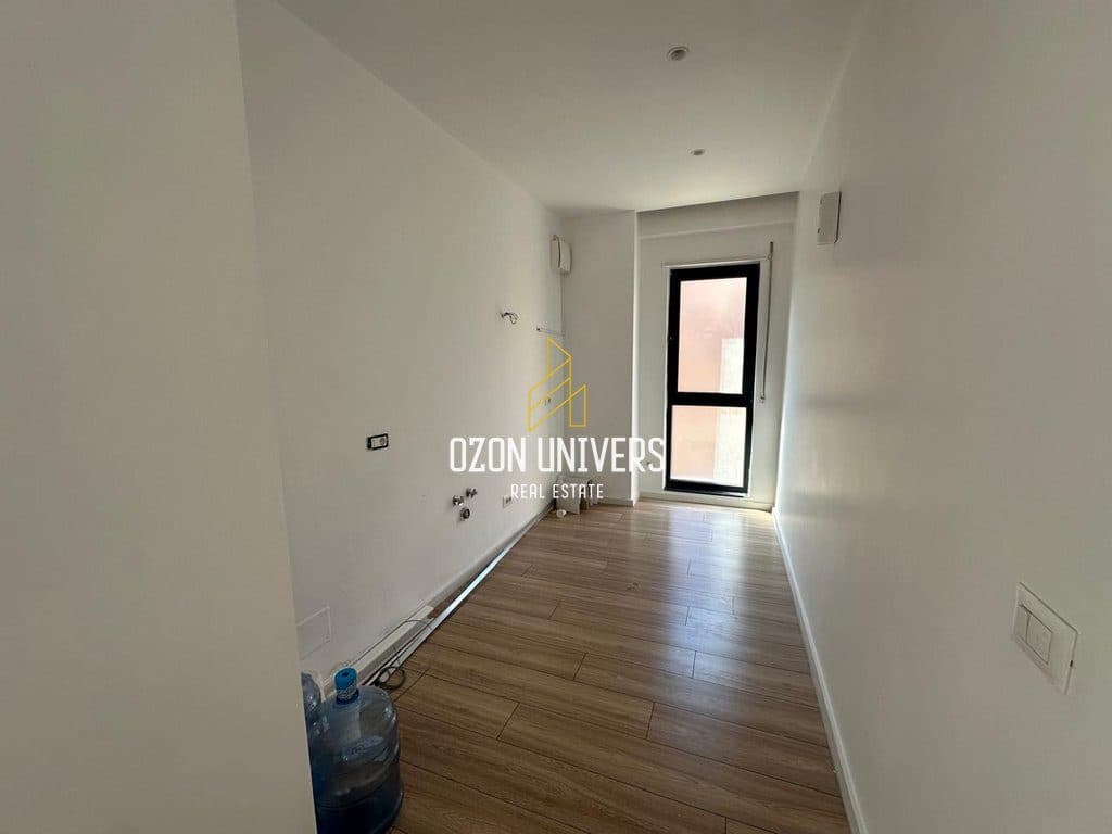 Apartament 3+1+2 për zyra për qira, Ish Ekspozita! 4