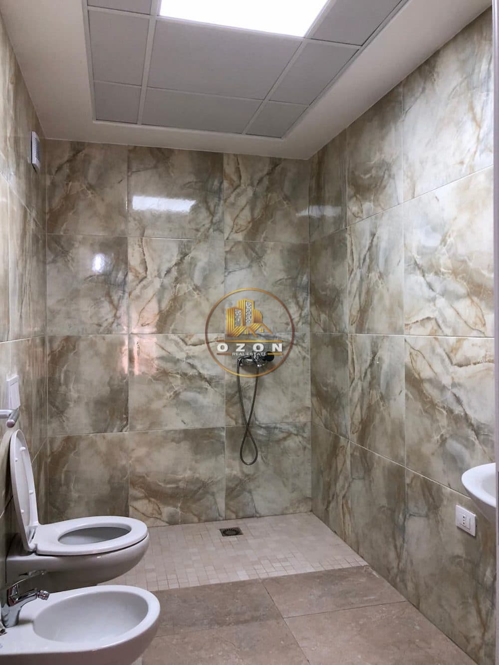 Super apartament per qira 2+1+2 , Kompleksi Fiori Di Bosko.