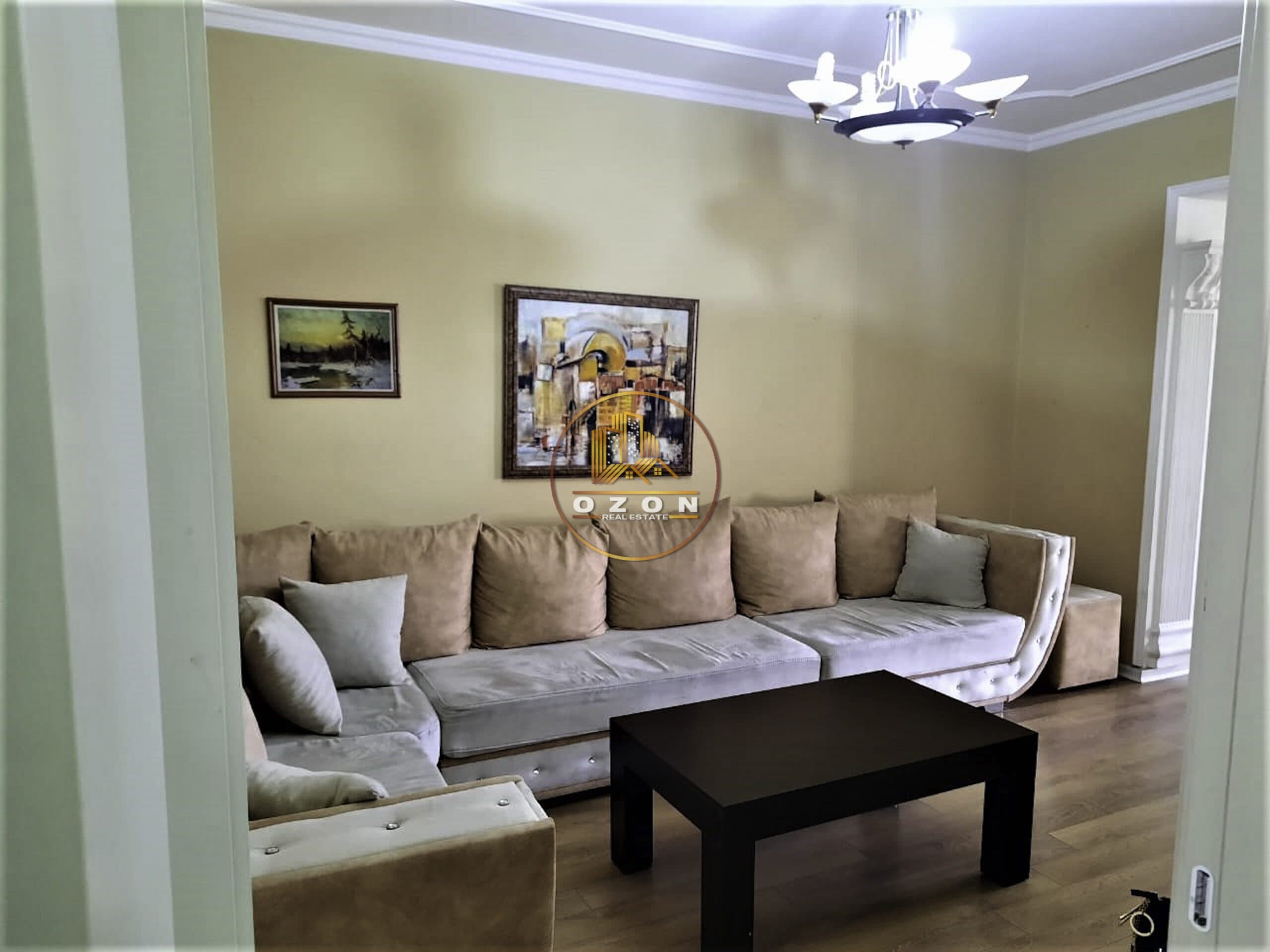 APARTAMENT 2+1 ME QERA TEK RRUGA E KAVAJES !
