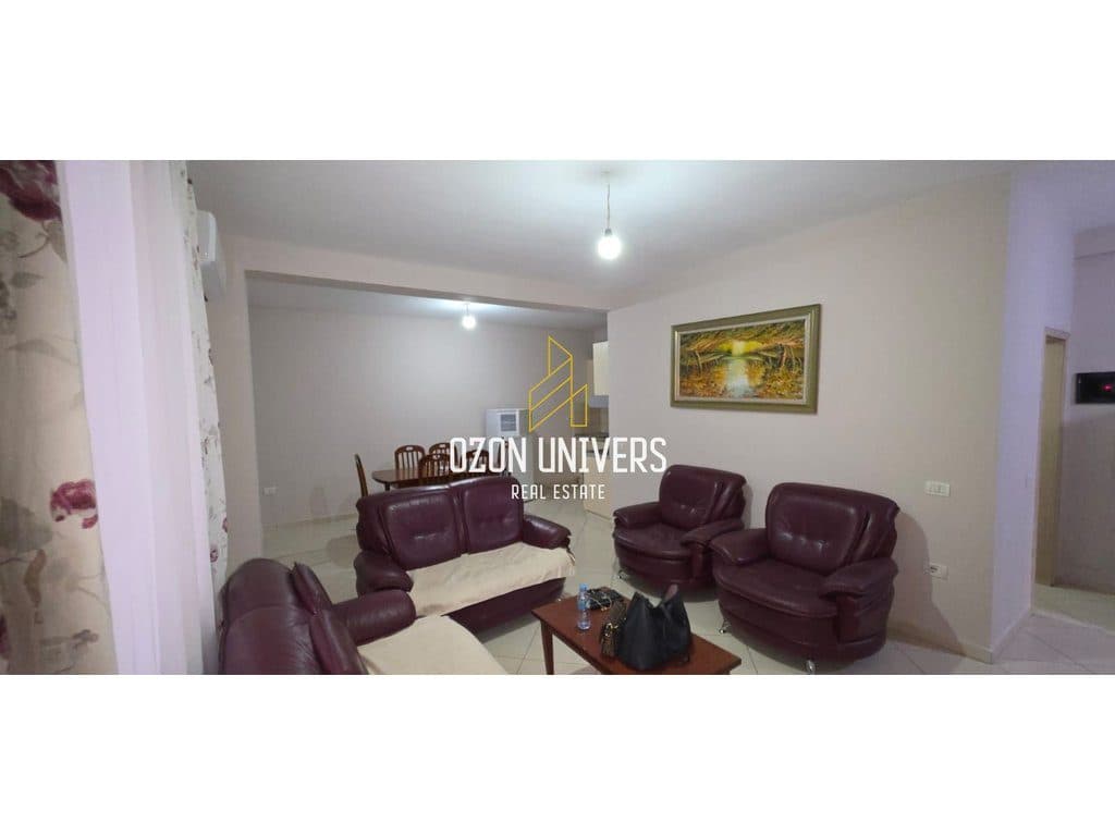 Apartament 2+1 Për Qira në Yzberisht!
