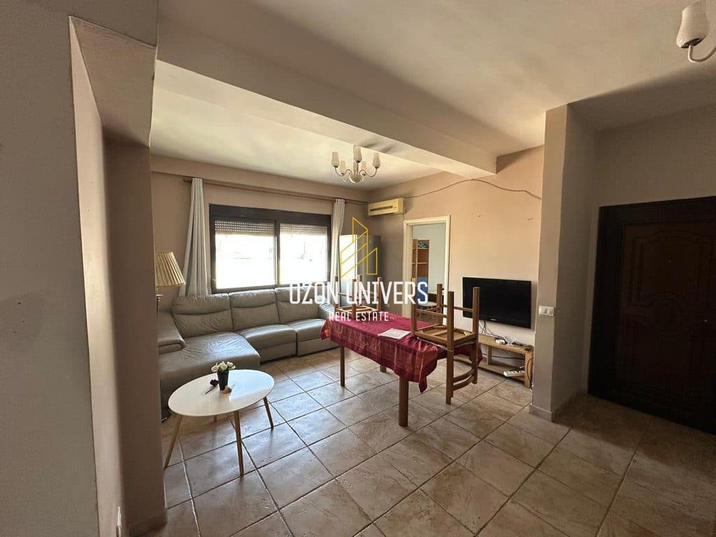 Apartament 3+1+2 Per Qira tek Rruga Haxhi Hysen Dalliu !