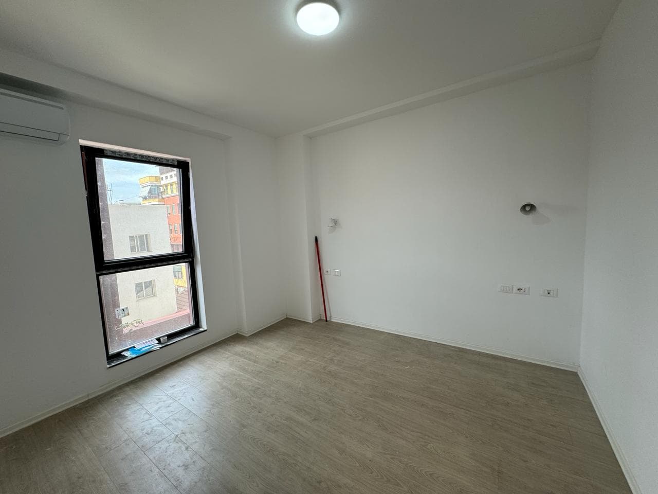 Apartament 1+1 për Qira tek Tirana Garden Building!