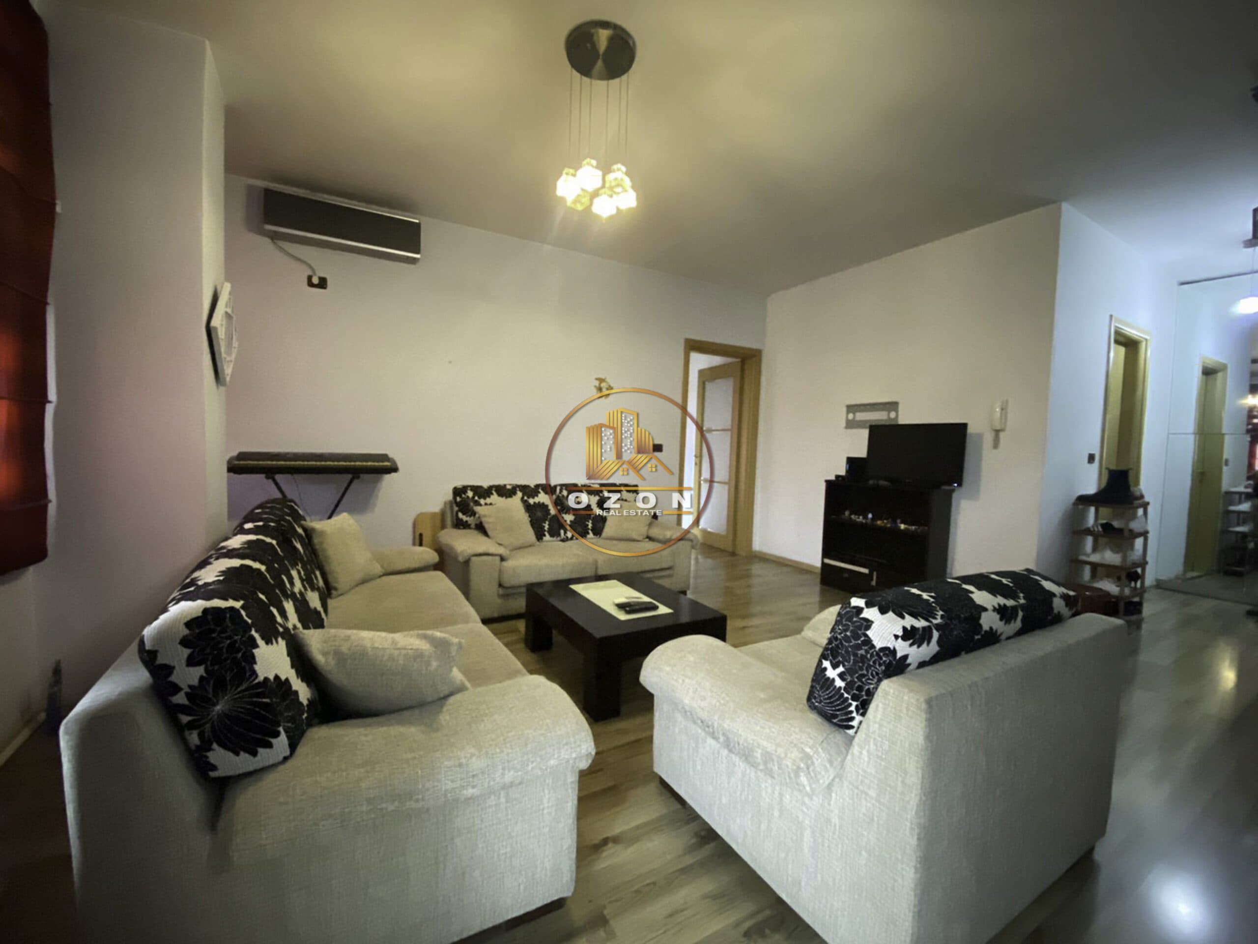 JEPET ME QERA APARTAMENT 2+1 TEK KOMUNA E PARISIT !