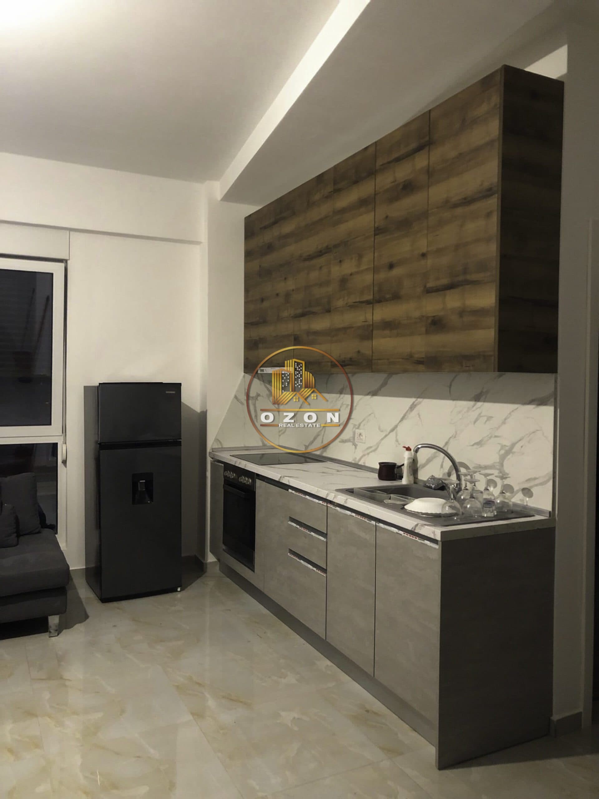 SHITET/QERA APARTAMENT 2+1. ADRESA : KOMPLEKSI KONTAKT ! 3