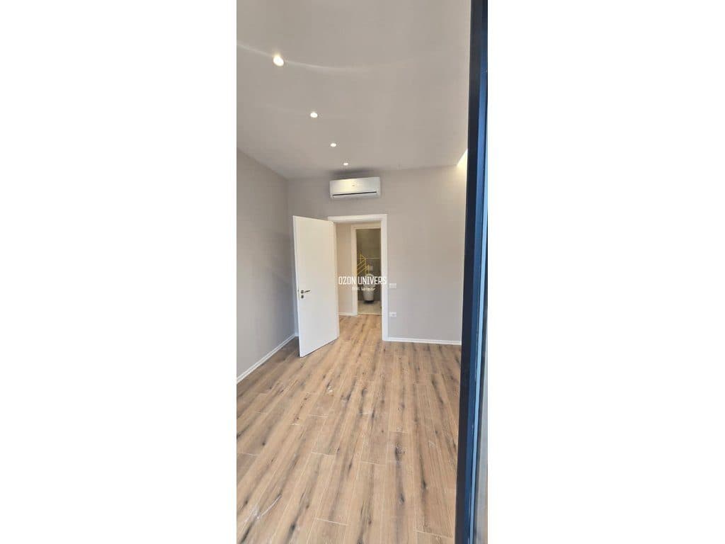 Apartament 2+1 për Qira, tek Komuna e Parisit! 3
