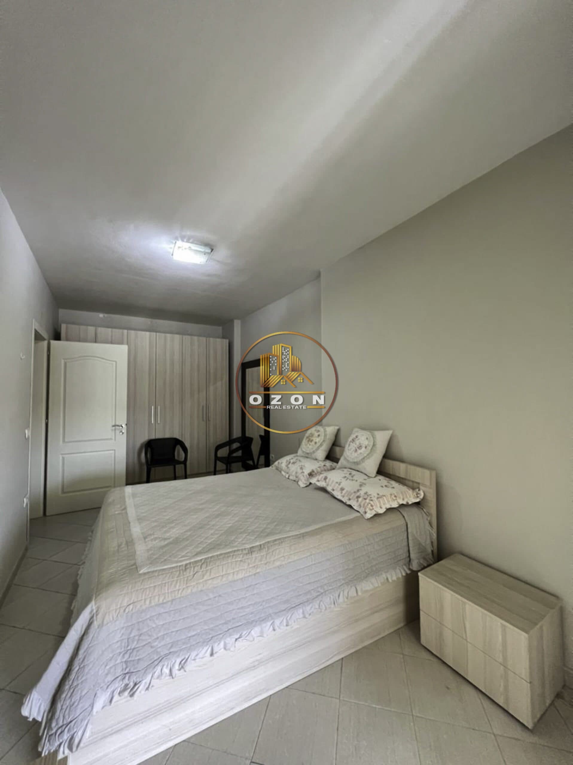 APARTAMENT 2+1 ME QERA TEK RRUGA E KAVAJES ,PRANE DELIJORGJIT ! 3