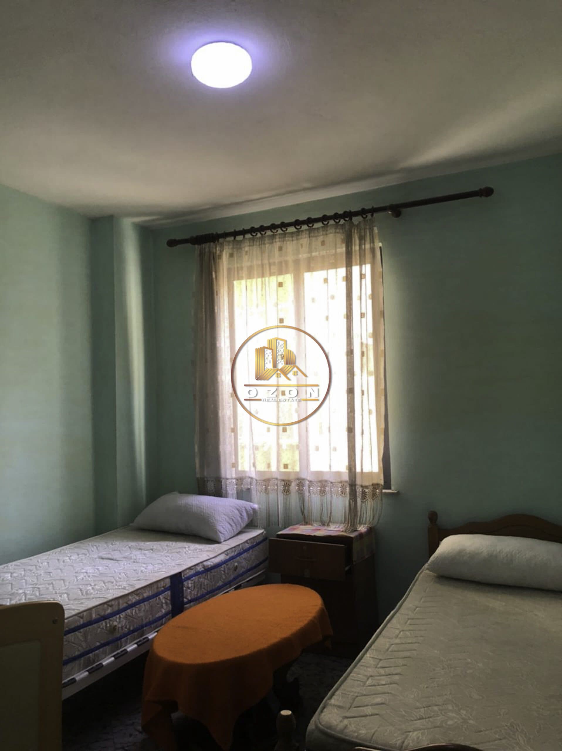 JEPET ME QERA APARTAMENT 2+1 TEK PALLATI ME SHIGJETA !!