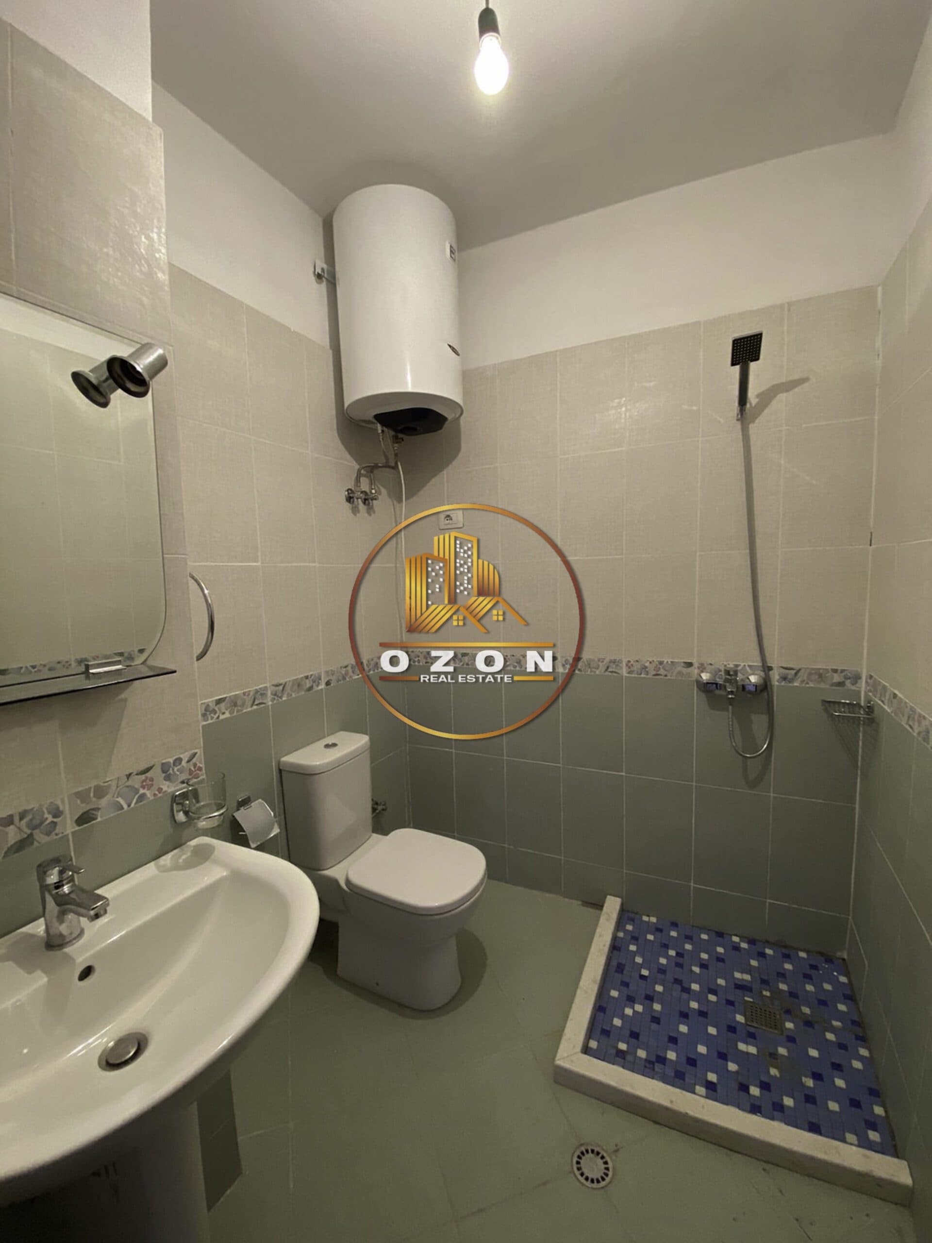 SHITET APARTAMENT 3+1+2+ BALLKON, TEK RRUGA “XHON BELUSHI”, FRESK!!!