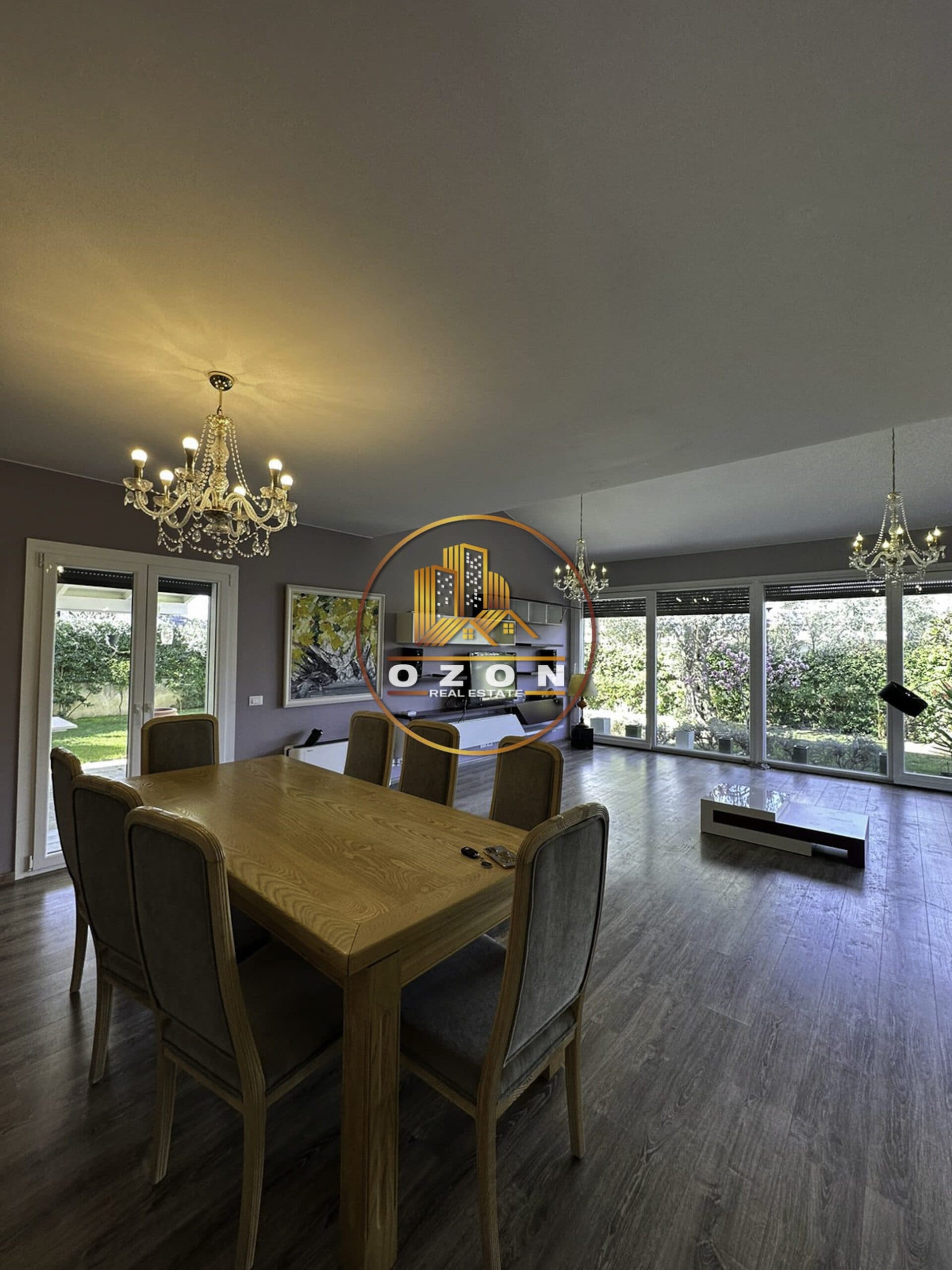 JEPET ME QIRA SUPER VILE LUKSOZE 2-KATESHE, TEK LONG HILL RESIDENCE!