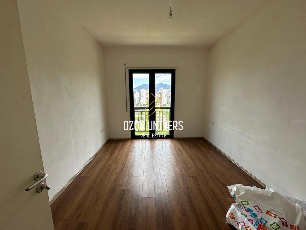 Apartament 3+1+2+parkim për qira tek Green City Residence, Astir! 4