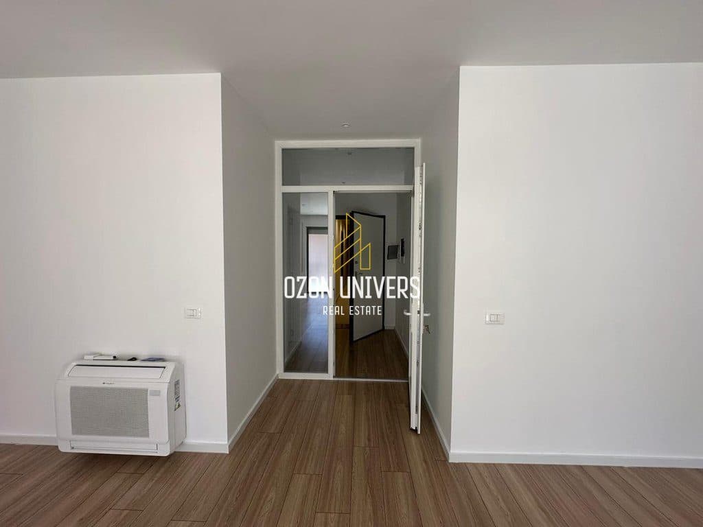 Apartament 3+1+2 për zyra për qira, Ish Ekspozita! 3