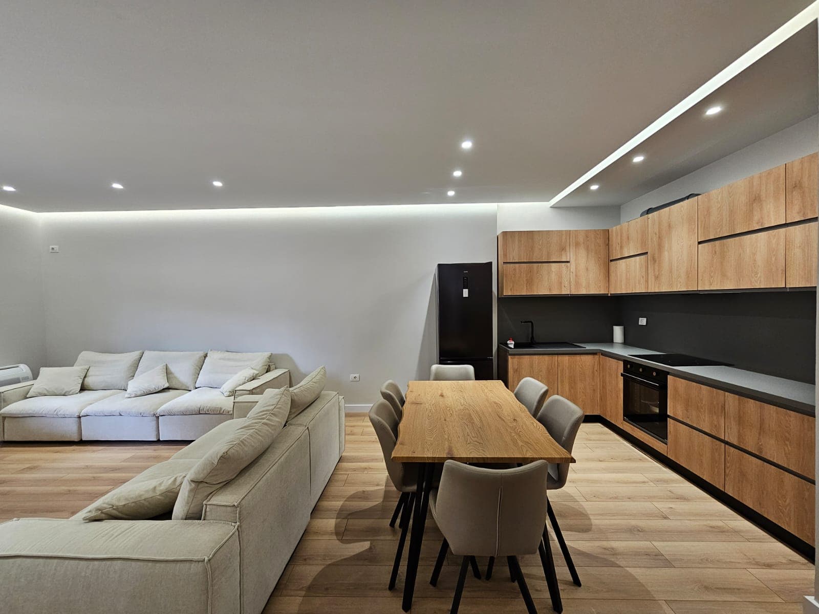 Apartament në Shitje tek Bulevardi Ismail Qemali,Vlorë! 3