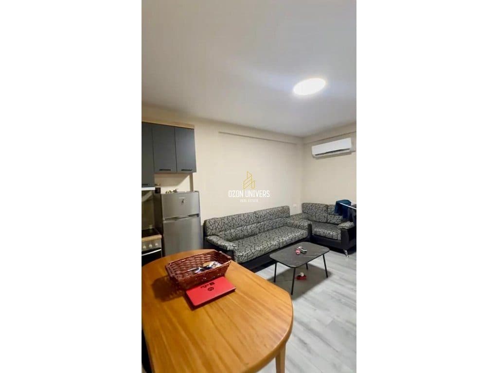 Apartament 2+1 me Qira – Rruga Anton Pashku, Kashar