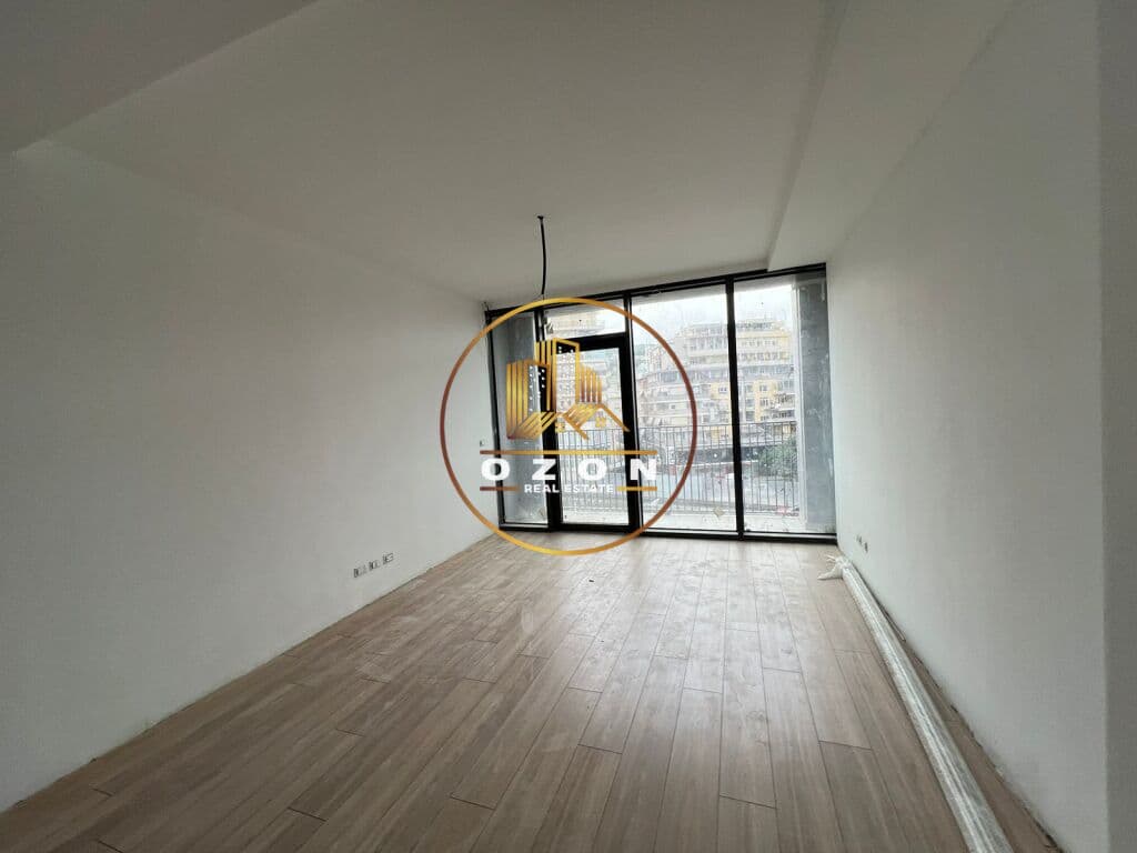 Apartament 1+1 Për Zyra, Tek Rezidenca "Lake View" 2