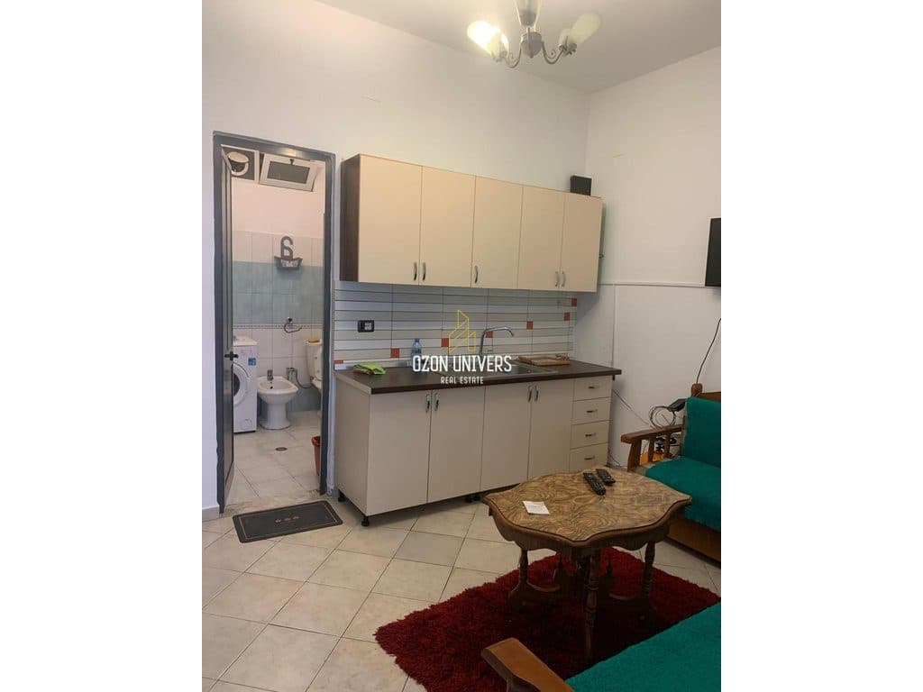 Apartament 1+1+2 për qira, Rrethi i Shkozës ! 3