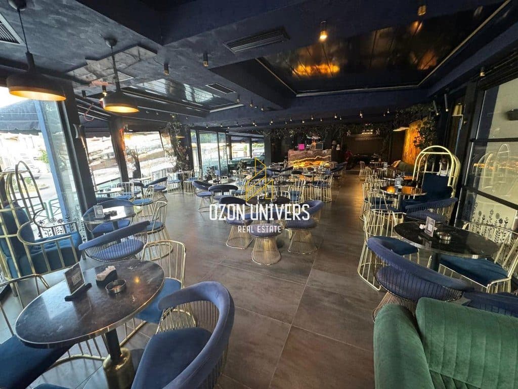 Shitet lounge modern, totalisht i investuar, pranë Universitetit “Aleksandër Xhuvani” – Elbasan!