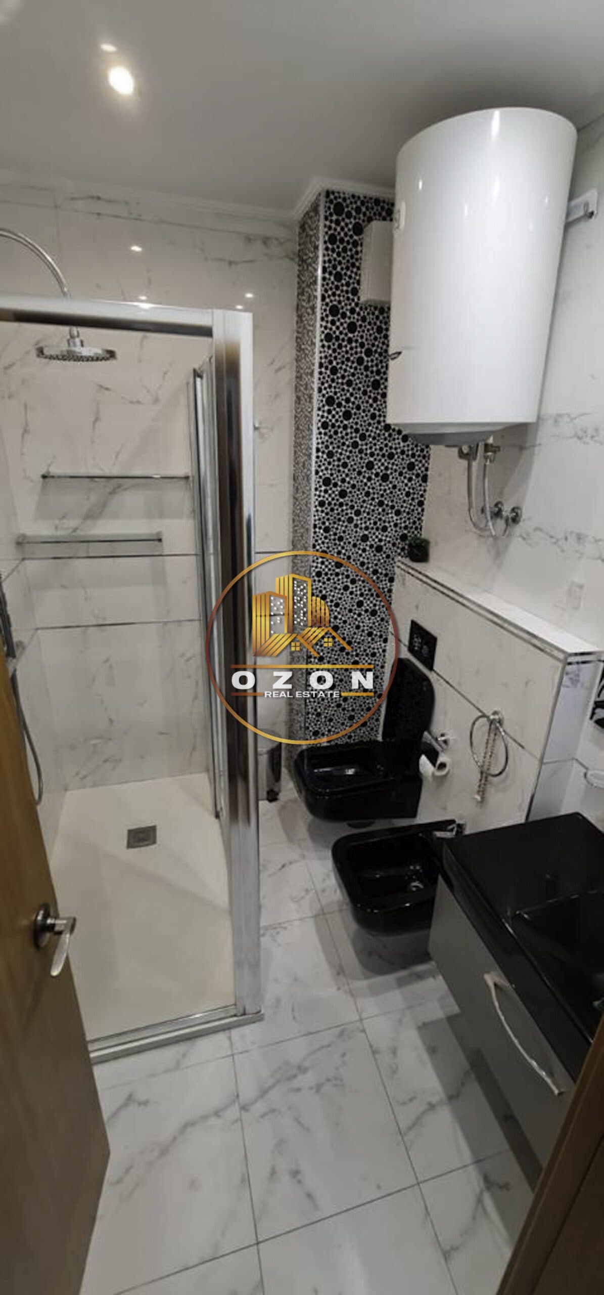 JEPET ME QERA APARTAMENT 3+1+2 TEK SELVIA! 2