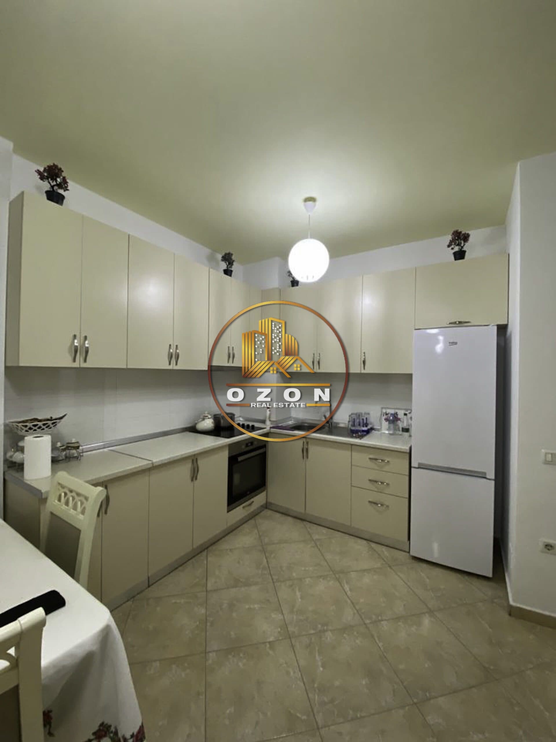 Shitet apartament 2+1+2 tek Rruga e Teleferikut, Fresk! 4