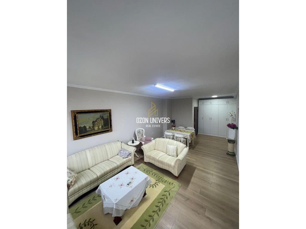 Apartament 2+1+2 për qira, në Qendër 2