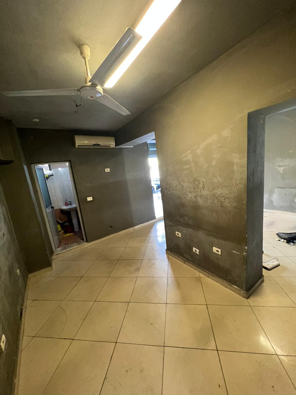 SHITET APARTAMENT 1+1 TEK PAZARI RI! 2