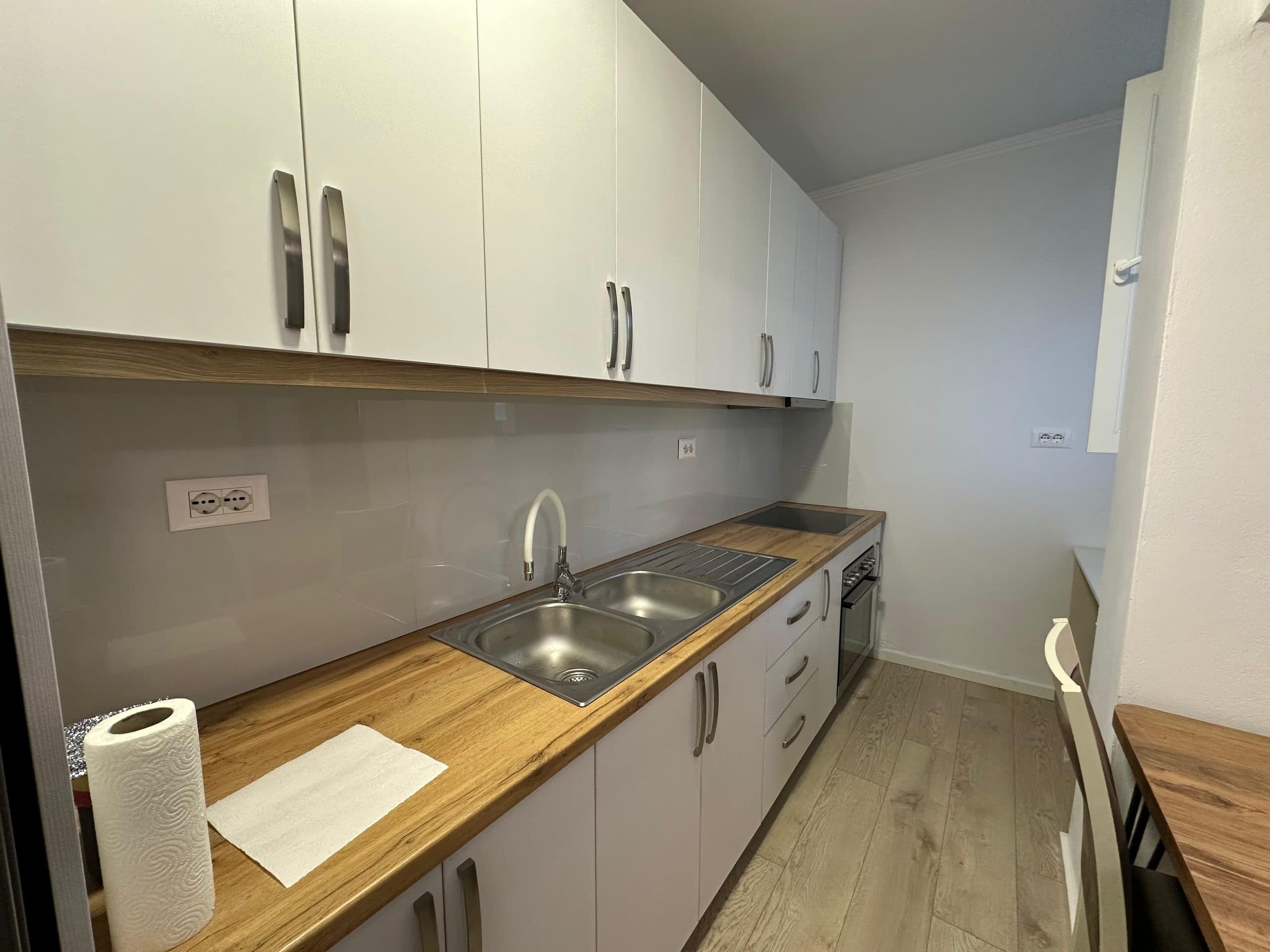 Apartament 1+1 për qira, tek Rruga e Kavajës! 4