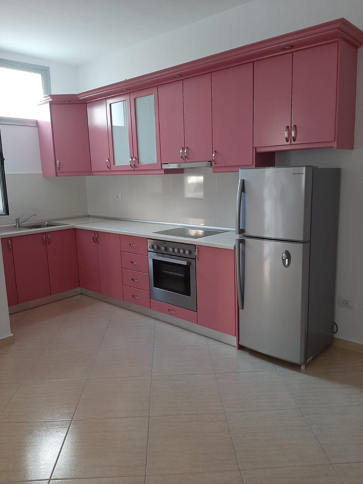 Apartament 1+1 për Shitje në Lungomare,Vlorë! 3