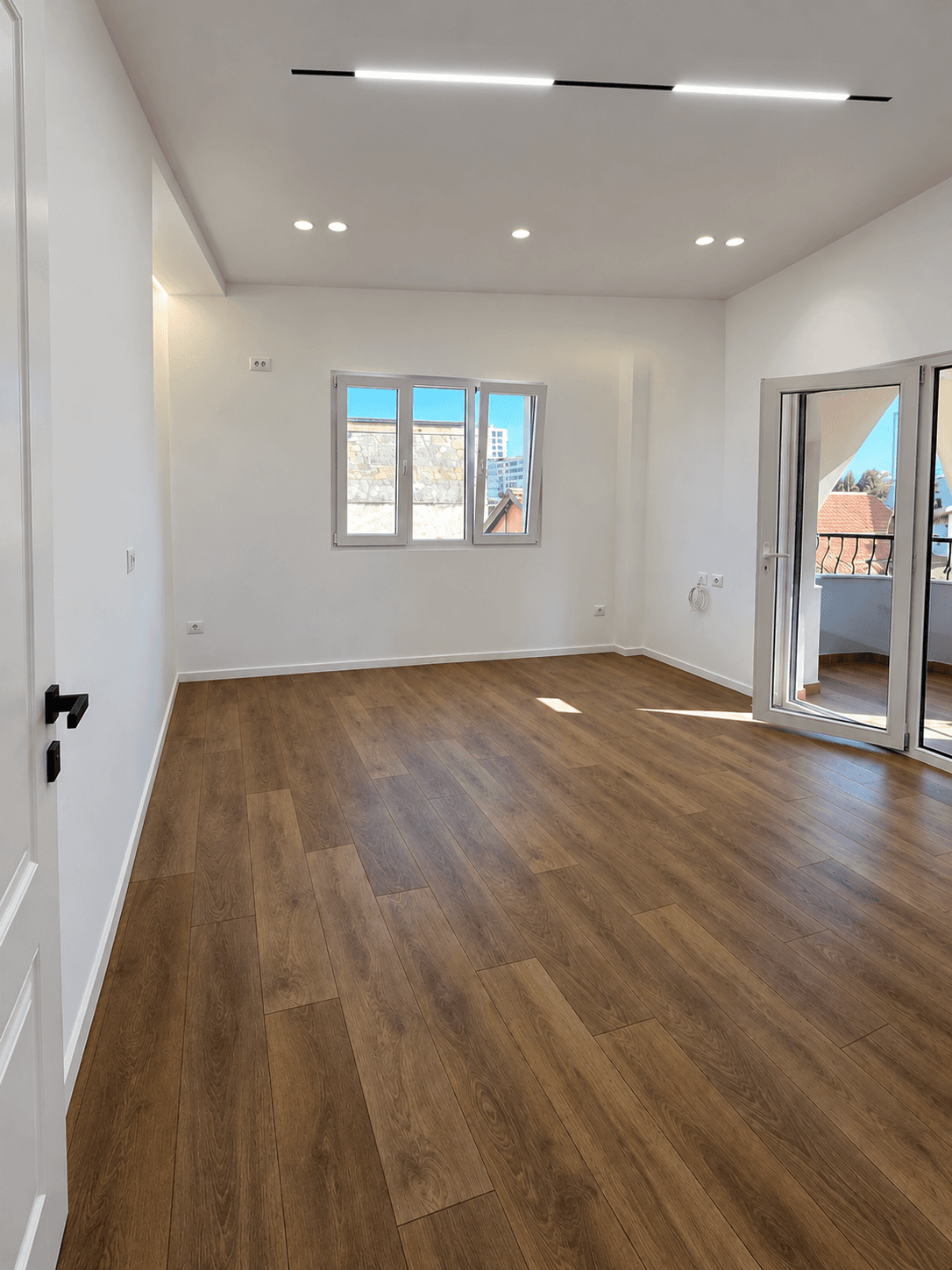 Apartament 1+1 për shitje tek Mozaiku i Tiranes, pranë Zogut të Zi!!