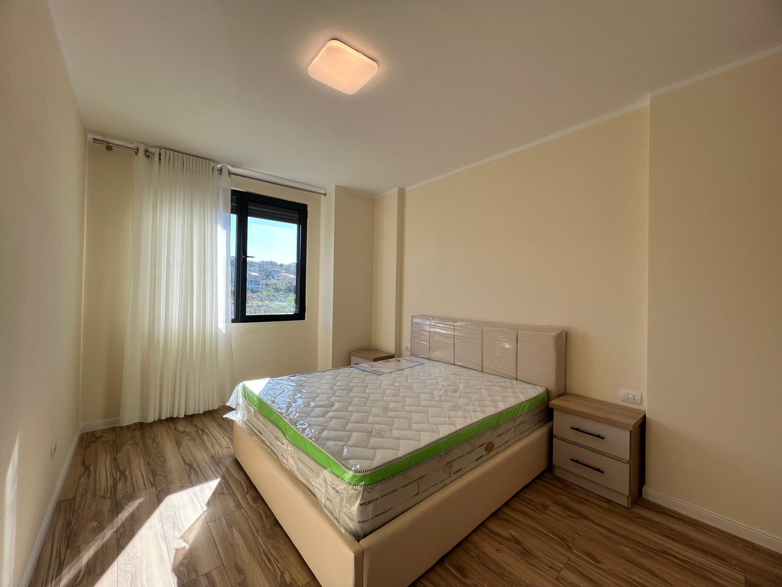 JEPET ME QIRA APARTAMENT 2+1+2 , I PABANUAR MË PARË TEK LIQENI I THATË! 3