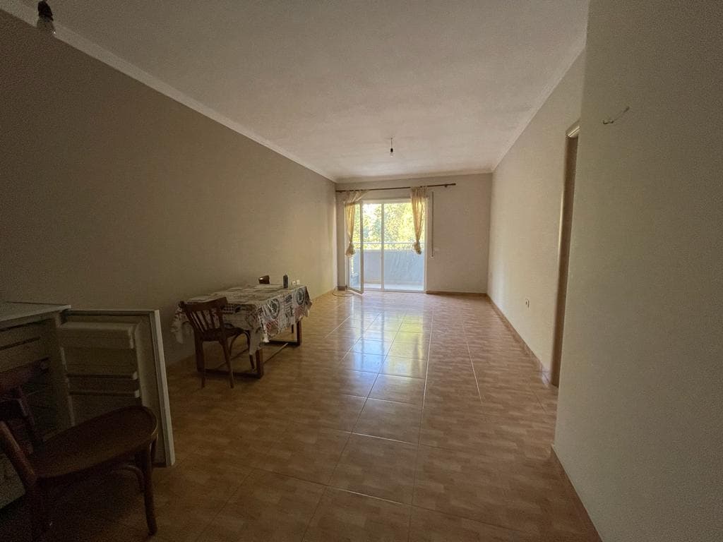 JEPET ME QERA APARTAMENT 1+1 NE FRESK!