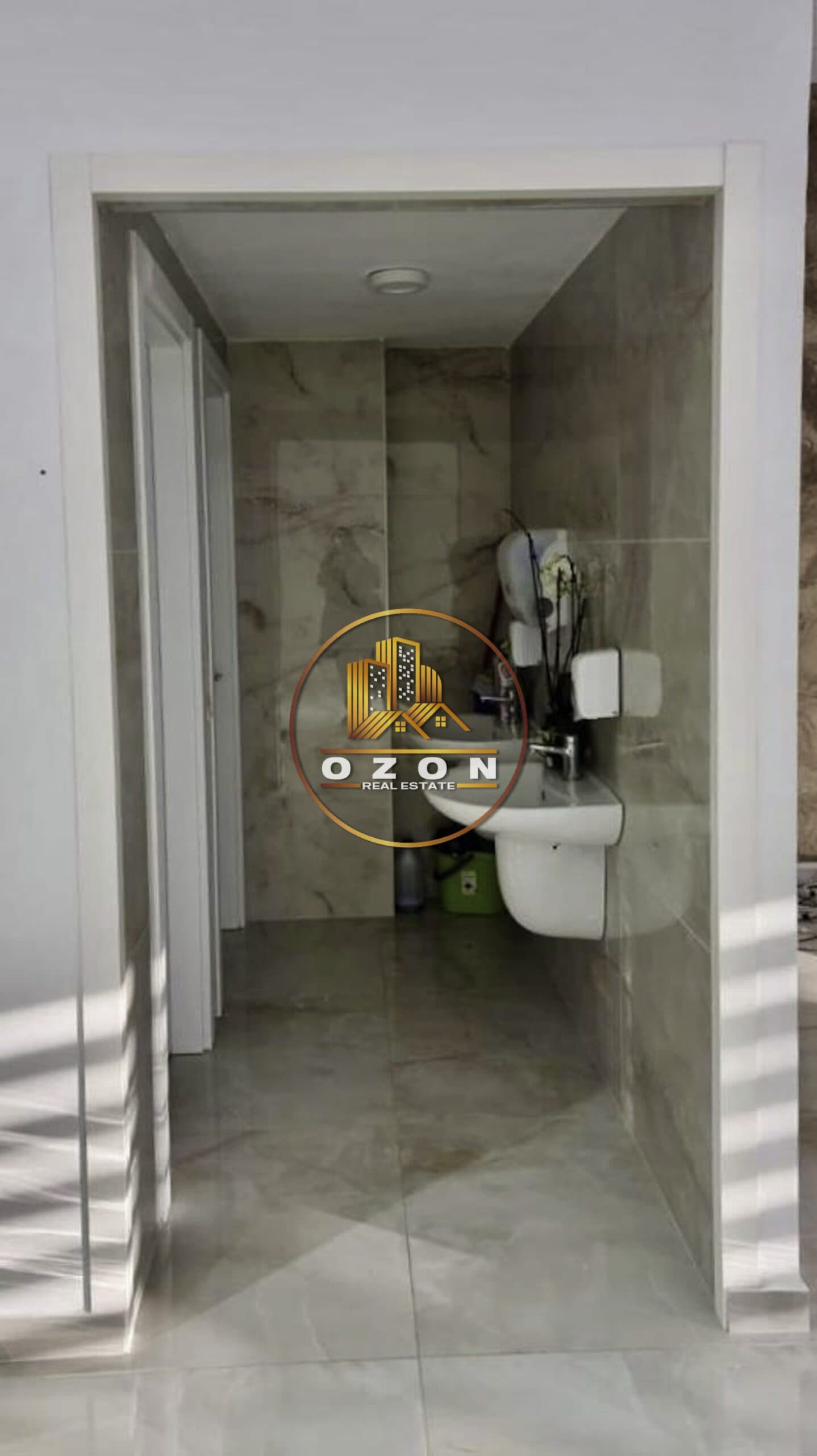 JEPET ME QIRA SUPER *AMBIENT BIZNESI* 3+1+2, TEK “FARMACIA 10”!!! 3