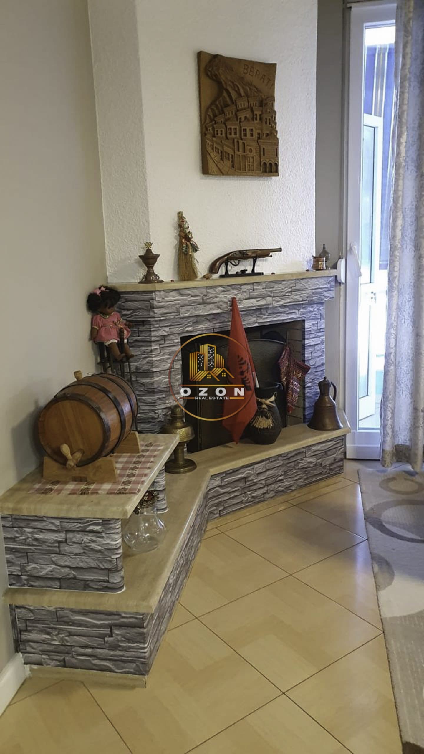 SUPER APARTAMENT ME QERA 3+1 TEK ISH EKSPOZITA !