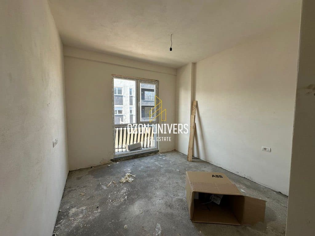Apartament 2+1+verandë për shitje në Paskuqan ! 4