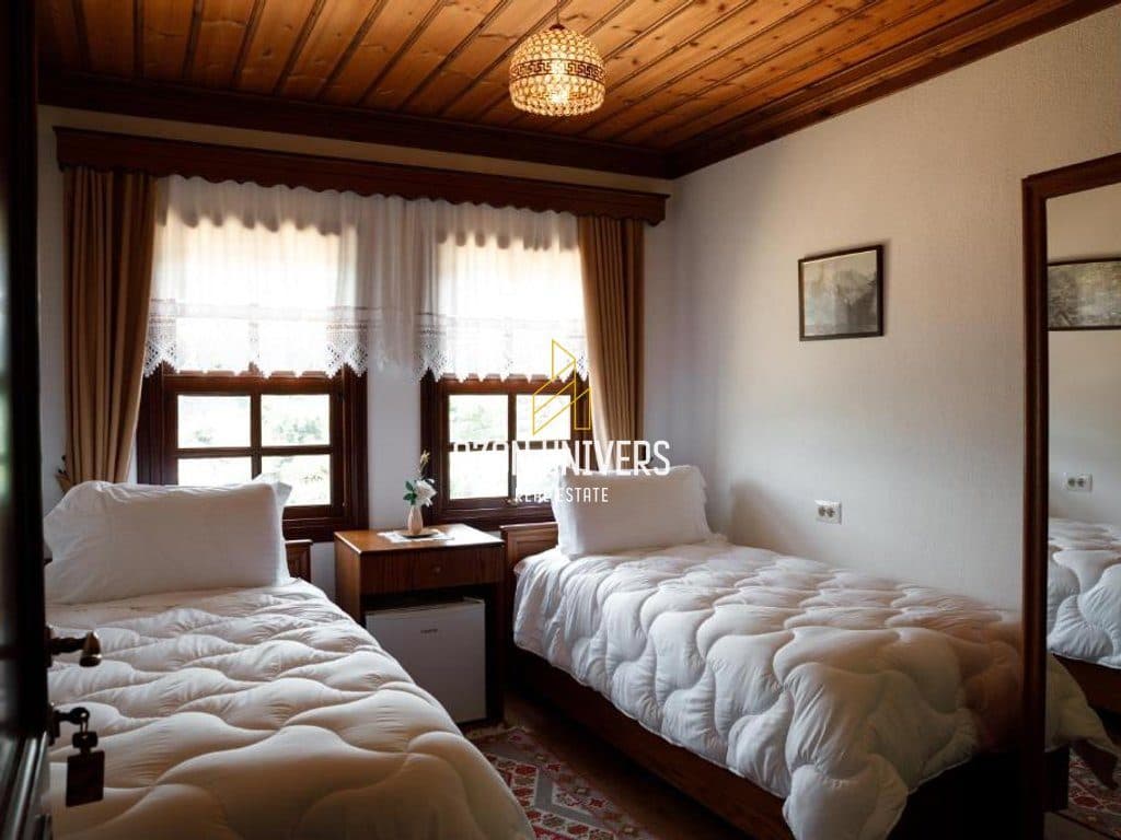Hotel për shitje ose qira, në Gjirokastër! 2