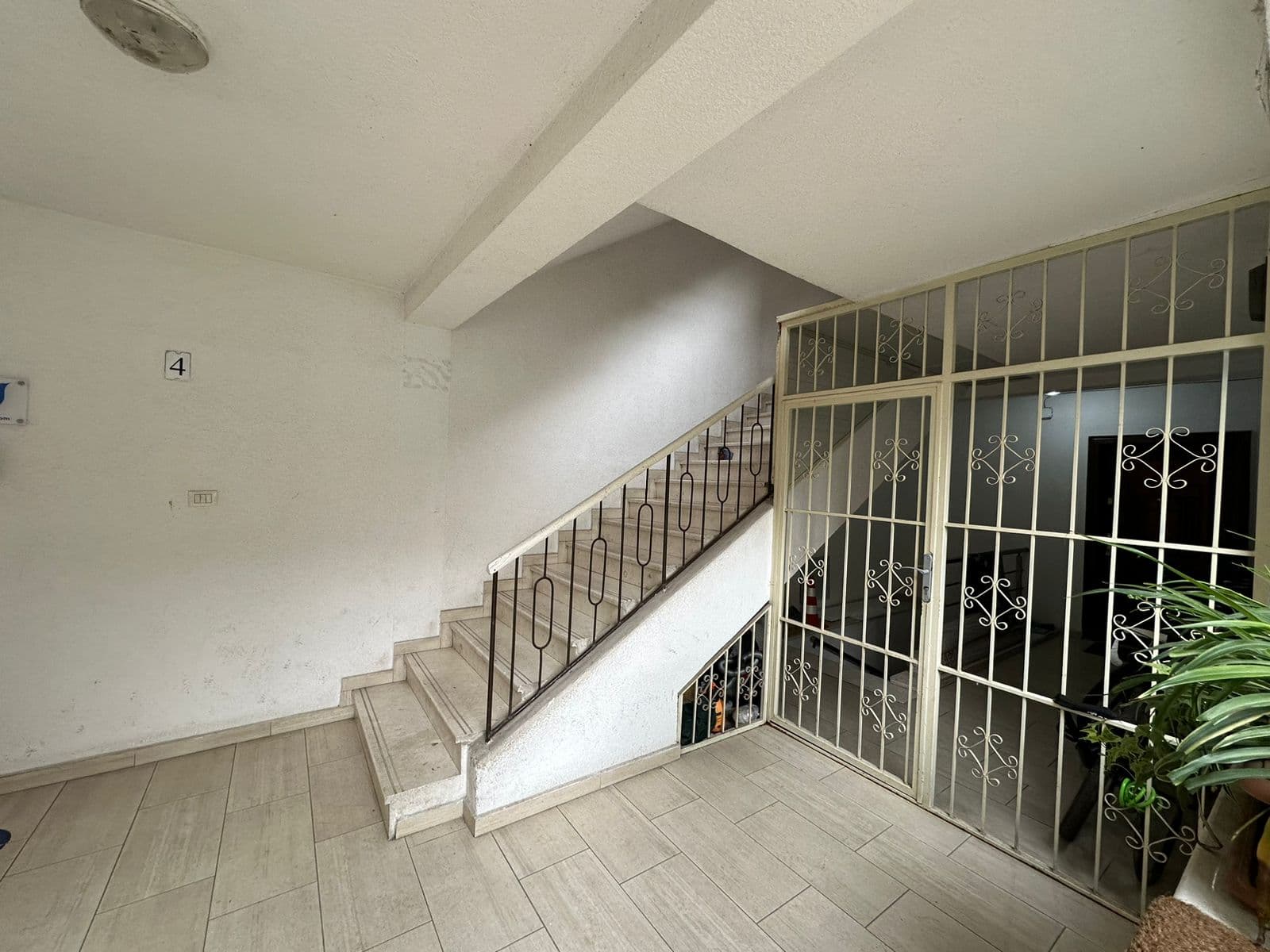 Shitet Apartament 2+1 në Myslym Shyr! 2