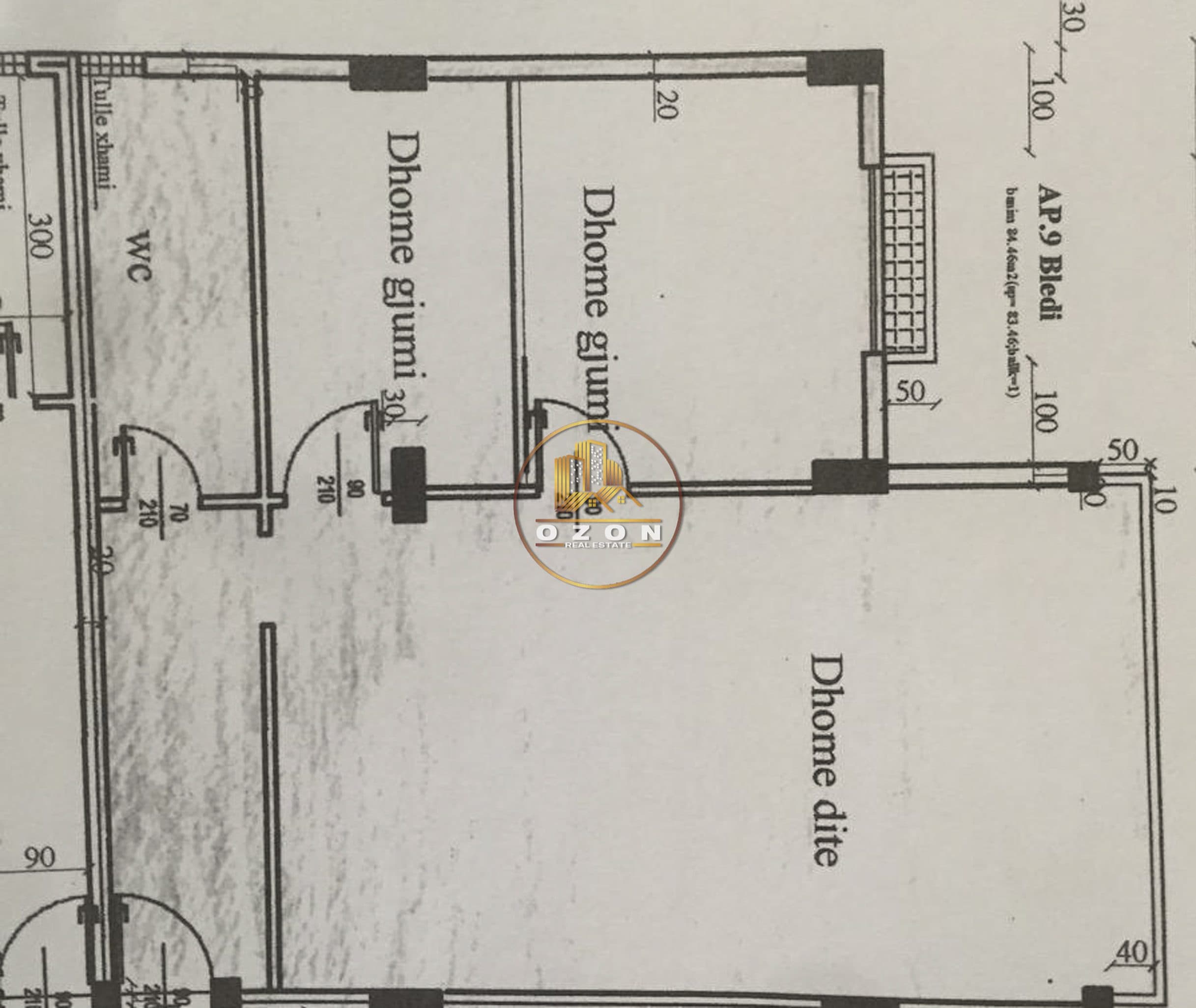 Shitet apartament 2+1, me Hipoteke . Adresa : Blloku ,Tirane