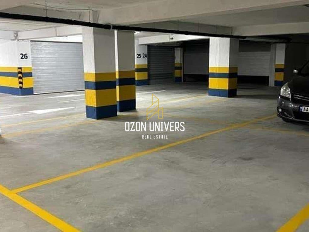 Shiten 3 poste parkimi, në Laprakë!