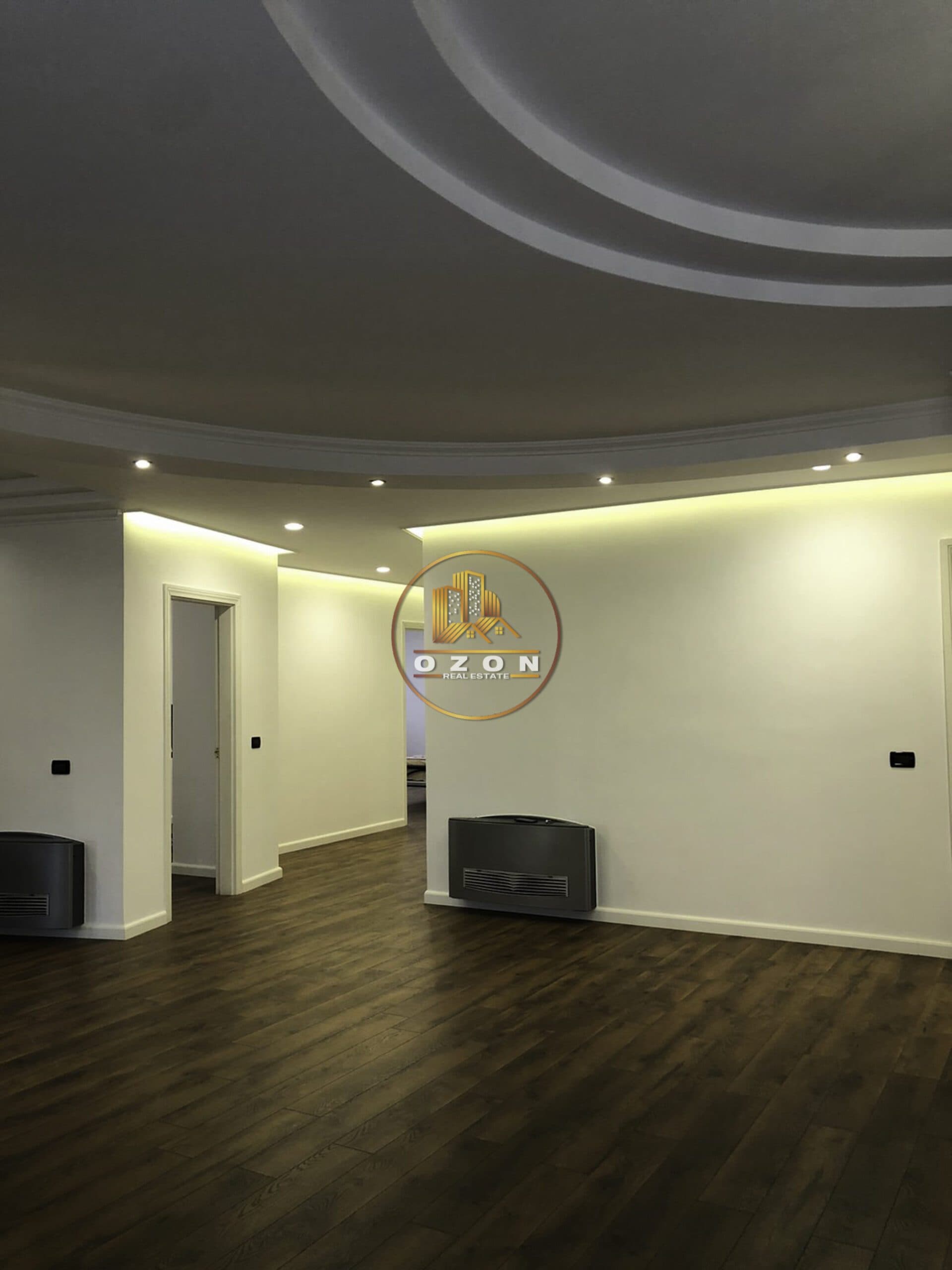 JEPET APARTAMENT 3+1 ME QERA PRANE AIR ALBANIA STADIUM ! 3