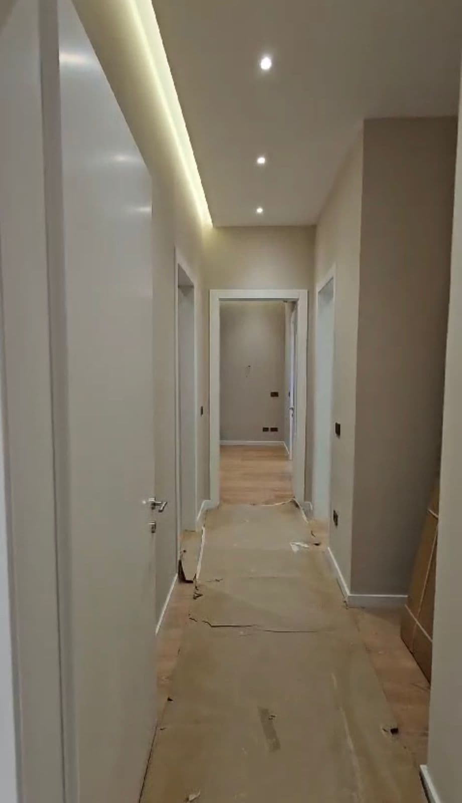 Apartament modern 2+1+2+Parking tek Kompleksi Delijorgji, Rruga e Kavajës! 4