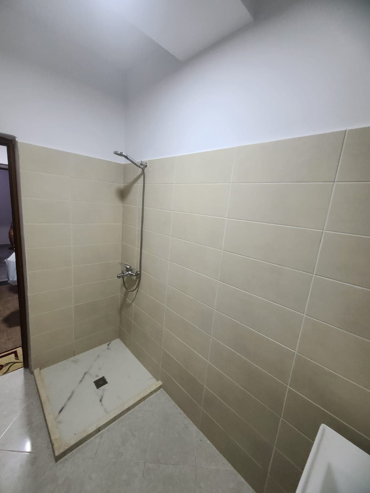 Apartament per Shitje Tek Astiri!! 4