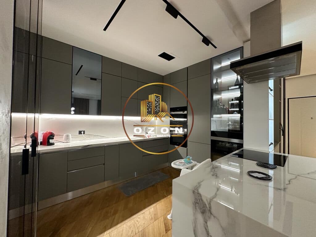 Apartament luksoz 2+1+2 për shitje tek Kompleksi Delijorgji, Rruga e Kavajës! 4