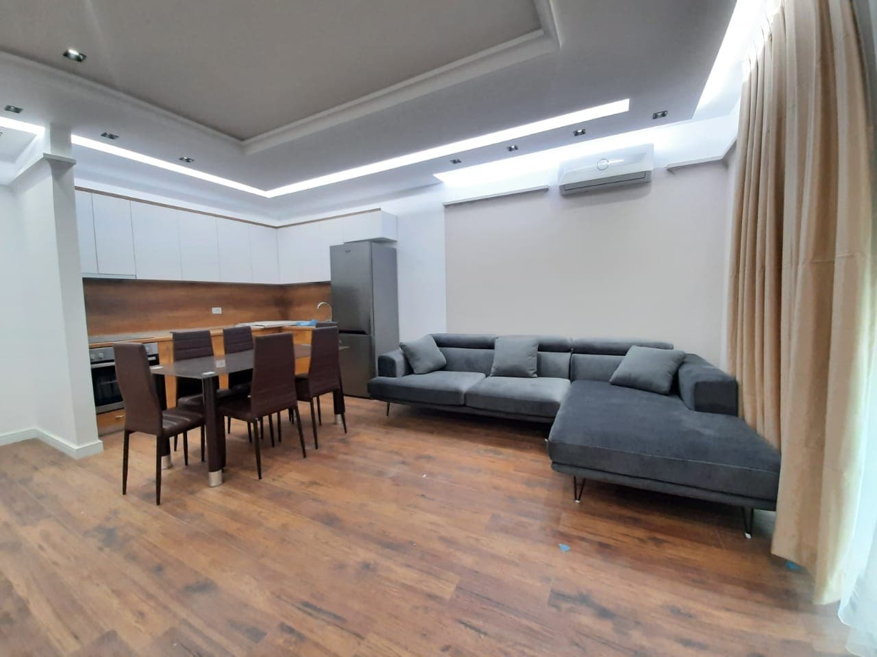 JEPET ME QERA APARTAMENT 3+1+2 ,TEK FIORI DI BOSCO !!!