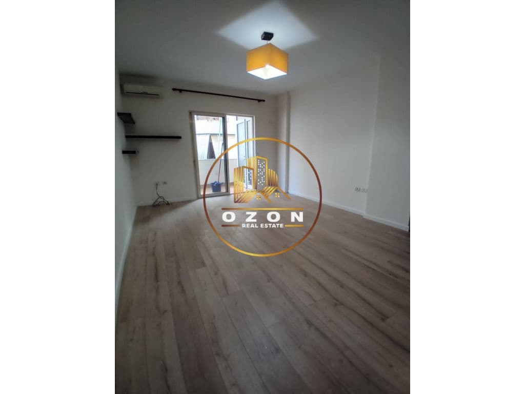 SHITET APARTAMENT 1+1, TEK KODRA E DIELLIT