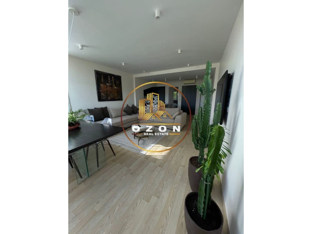 JEPET ME QIRA SUPER APARTAMENT, PRANË TEG ! 3
