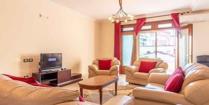 Duplex me Qira në Kodrën e Diellit, Pranë Big Market