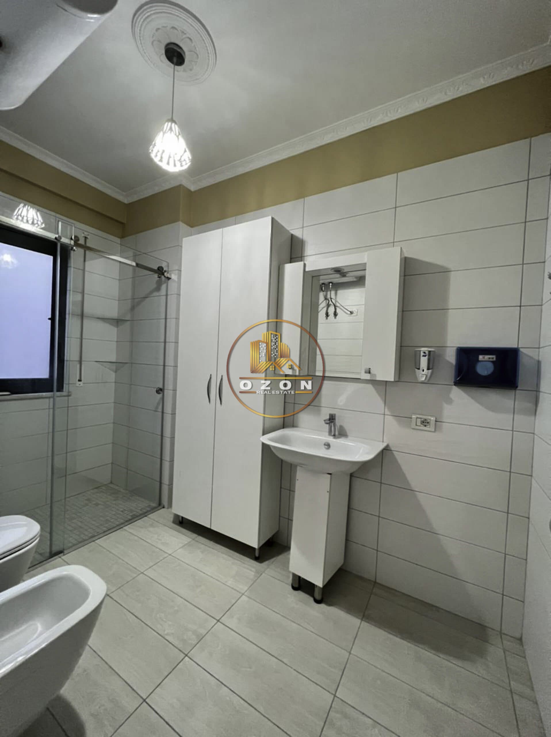 SHITET/QERA APARTAMENT 2+1+2+PARKIM , GREEN CITY ! 2