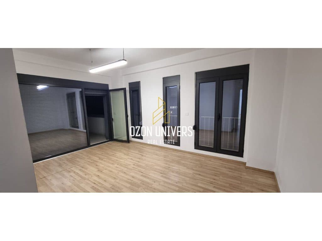 Apartament 2+1 për qira, për banim ose biznes pranë Ambasades Amerikane