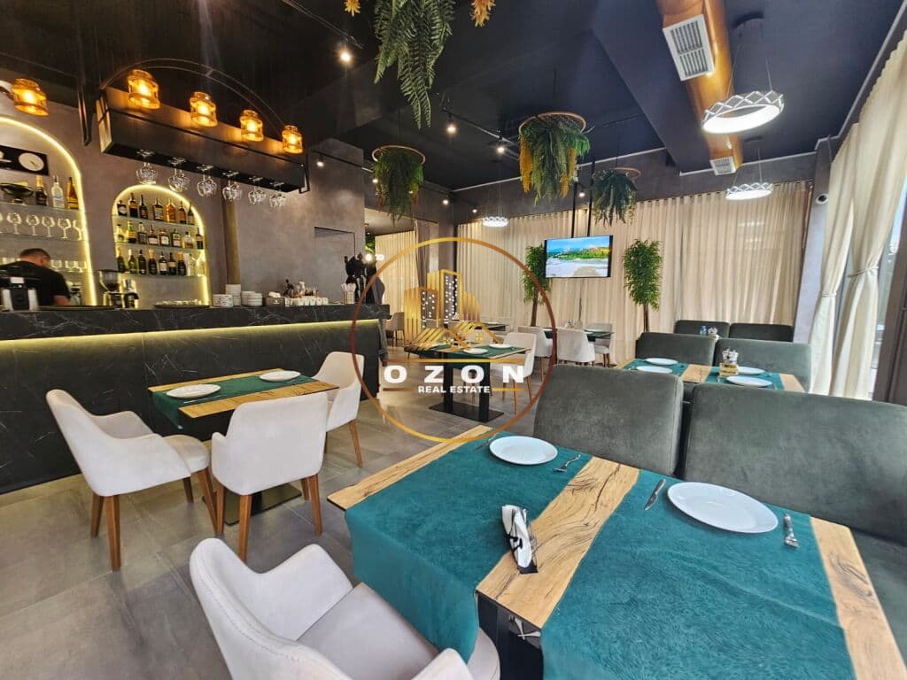 Shitet Biznesi Restorant tek Rezidenca Tower Bridge 3 Kinostudio! 2