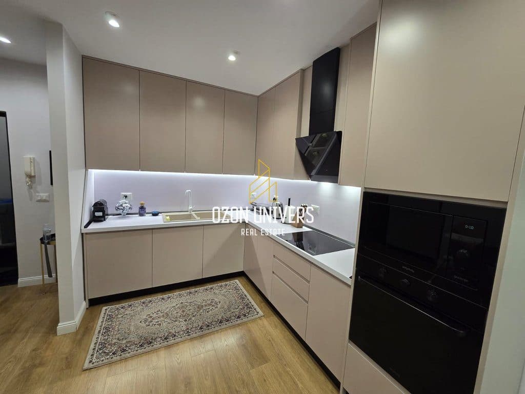 Apartament 2+1 për qira tek Sheshi Willson! 3